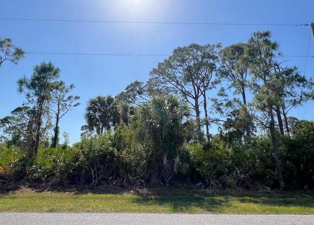 Property at 4097 Chippewa St, Port Charlotte, FL 33981