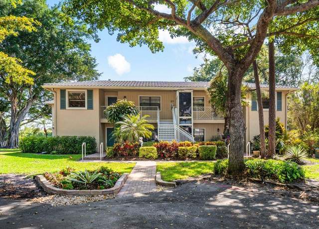 Property at 27 Westgate Ln Unit 27b, Boynton Beach, FL 33436, 3 beds, 2 baths