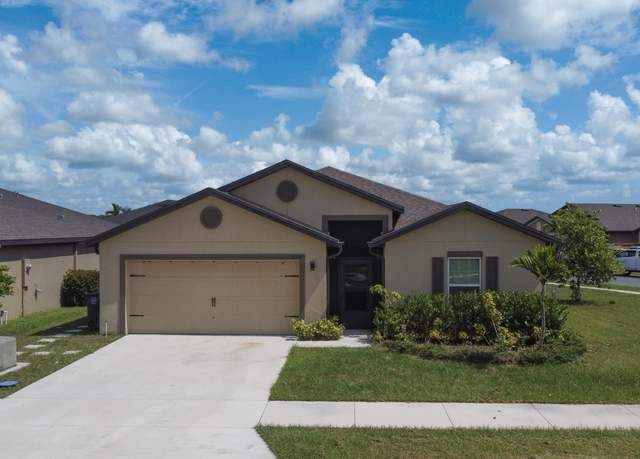 Property at 5551 Imagination Dr, Fort Pierce, FL 34947, 5 beds, 3 baths