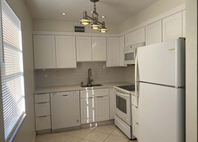 Property at 173 Flanders D #173, Delray Beach, FL 33484, 2 beds, 2 baths