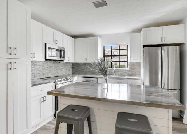 Property at 7375 SE Jamestown Ter, Hobe Sound, FL 33455, 2 beds, 2 baths
