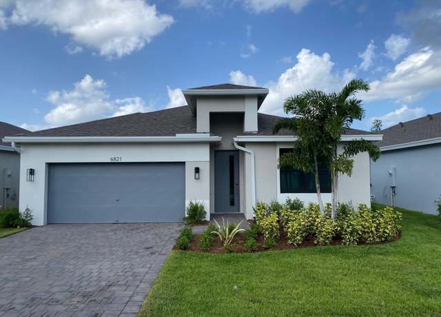 Property at 6821 SE Park Trace Dr, Stuart, FL 34997, 4 beds, 2 baths