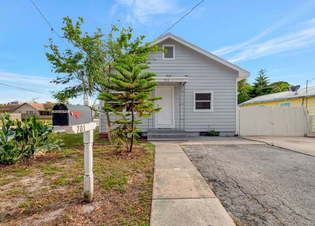 Property at 701 Washington Ave, Lake Worth Beach, FL 33460, 4 beds, 2 baths