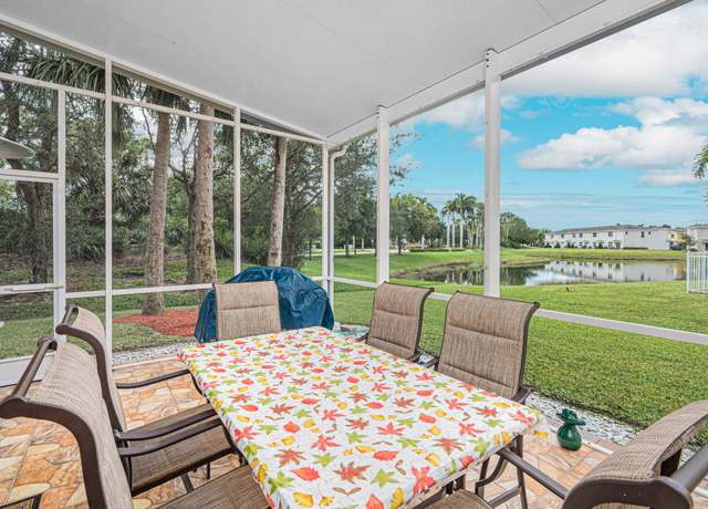 Property at 2161 NW Padova St, Port Saint Lucie, FL 34986, 3 beds, 2.5 baths