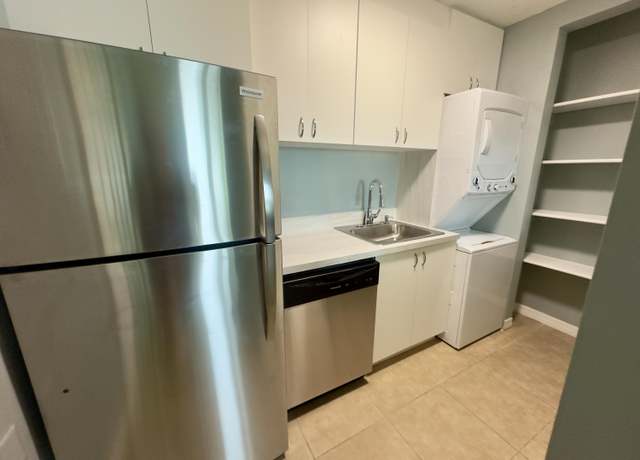 Property at 225 S Tropical Trl #414, Merritt Island, FL 32952, 1 bed, 1 bath