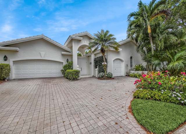 Property at 1111 Crystal Dr, Palm Beach Gardens, FL 33418, 4 beds, 4 baths