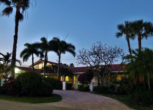 Property at 2601 NE 37 St, Fort Lauderdale, FL 33306, 3 beds, 3 baths