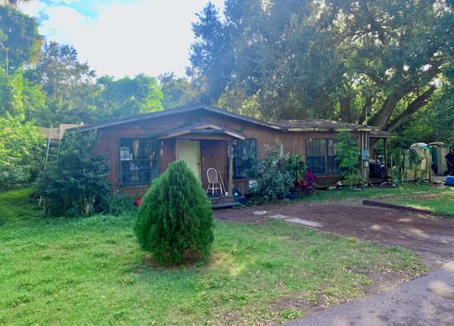 Property at 1805 38th St, Vero Beach, FL 32960, 3 beds, 2 baths