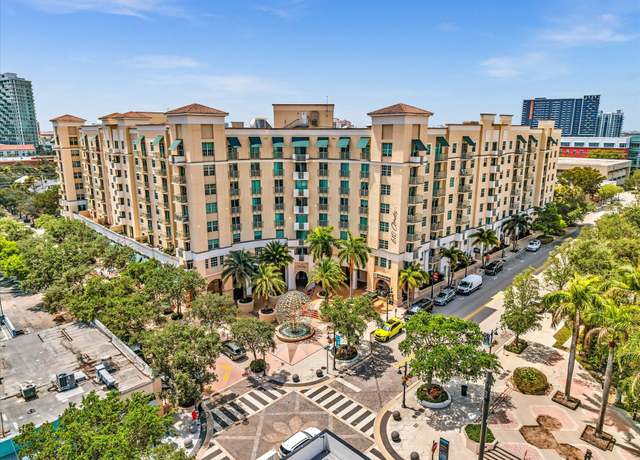 Property at 610 Cematis St #222, West Palm Beach, FL 33401, 2 beds, 2 baths