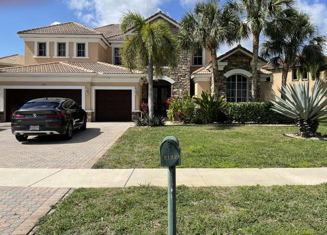 Property at 9192 Pineville Dr, Lake Worth, FL 33467, 5 beds, 4 baths