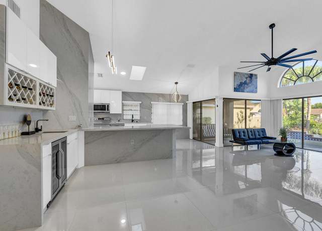 Property at 6859 Bitterbush Pl, Boynton Beach, FL 33472, 3 beds, 3 baths
