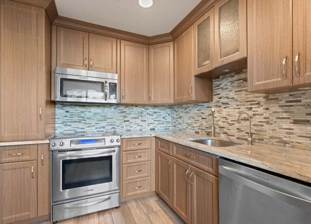 Property at 4080 Tivoli Ct #103, Lake Worth, FL 33467, 3 beds, 2 baths