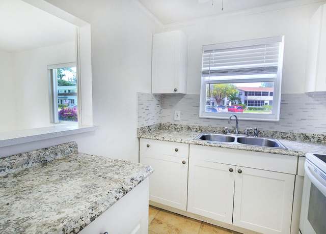Property at 263 Windsor L, West Palm Beach, FL 33417, 1 bed, 1.5 baths