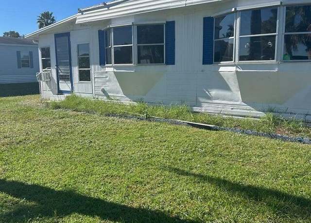 Property at 21 S Granada Ln, Port Saint Lucie, FL 34952, 2 beds, 2 baths