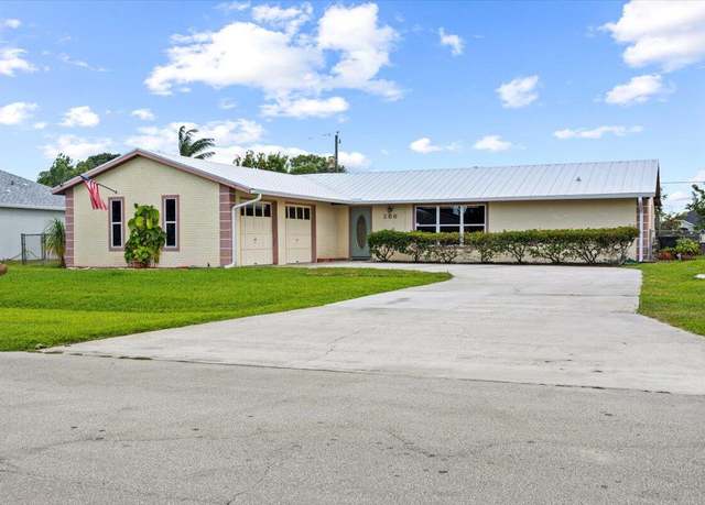 Property at 286 NE Granduer Ave, Port Saint Lucie, FL 34983, 3 beds, 2 baths
