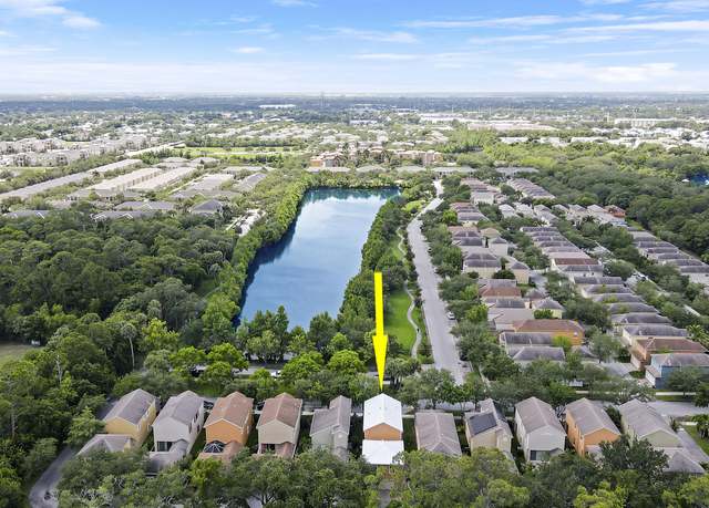 Property at 1991 SE Oldsmar Dr, Port Saint Lucie, FL 34952, 4 beds, 3.5 baths