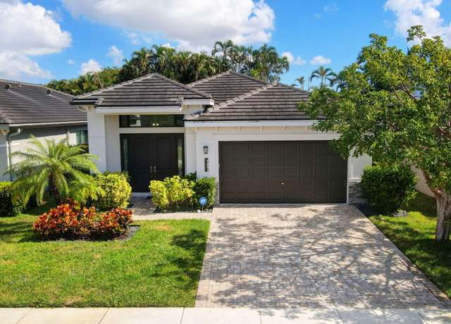 Property at 7491 Moonrise Dr, Lake Worth, FL 33467, 3 beds, 2 baths