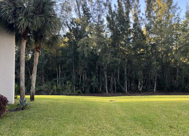 Property at 140 Lake Meryl Dr #139, West Palm Beach, FL 33411, 2 beds, 2 baths