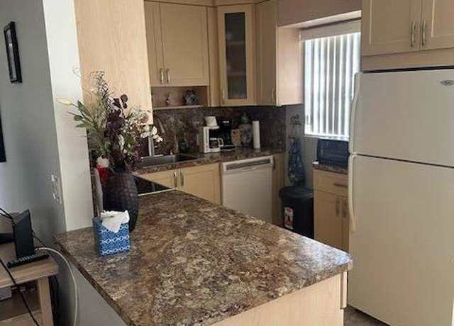 Property at 98 Dorset C, Boca Raton, FL 33434, 2 beds, 1.5 baths