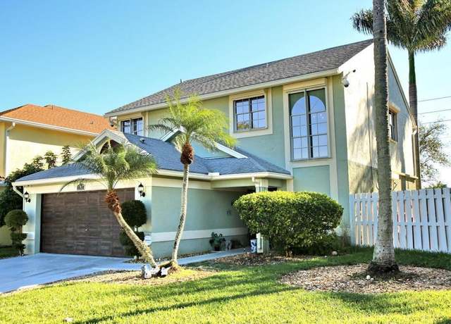 Property at 1103 Fairfax Cir W, Boynton Beach, FL 33436, 4 beds, 2.5 baths
