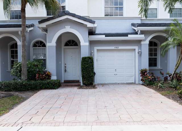 Property at 4362 Legacy Ct, Delray Beach, FL 33445, 4 beds, 3.5 baths