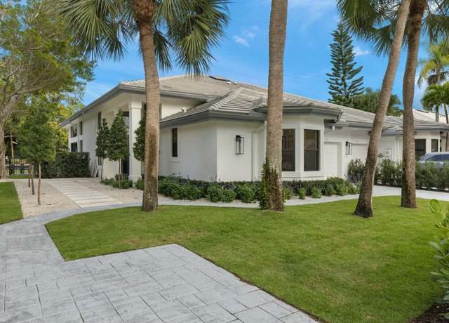 Property at 2680 Twin Oaks Way, Wellington, FL 33414, 3 beds, 2.5 baths
