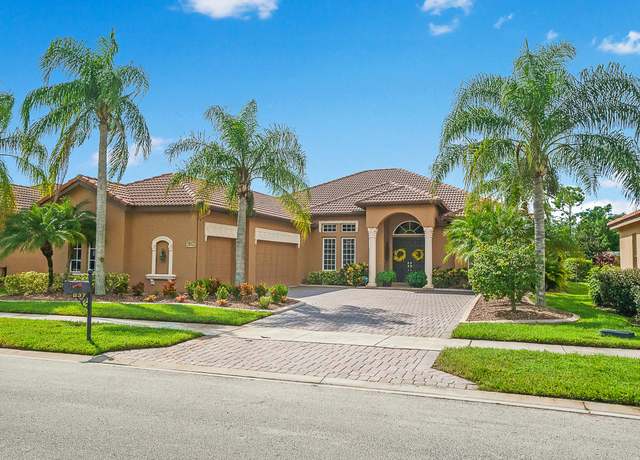 Property at 837 SW Grand Reserves Blvd, Port Saint Lucie, FL 34986, 4 beds, 3 baths