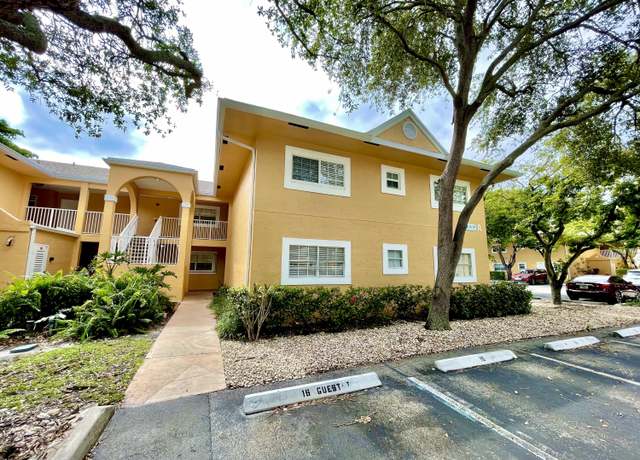 Property at 421 SE 10th St Unit A102, Dania, FL 33004, 2 beds, 2 baths