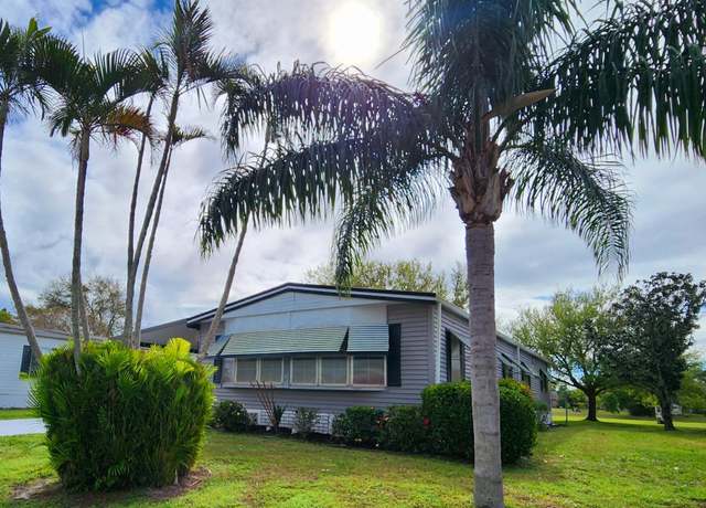Property at 105 E Carribbean, Port Saint Lucie, FL 34952, 2 beds, 2 baths