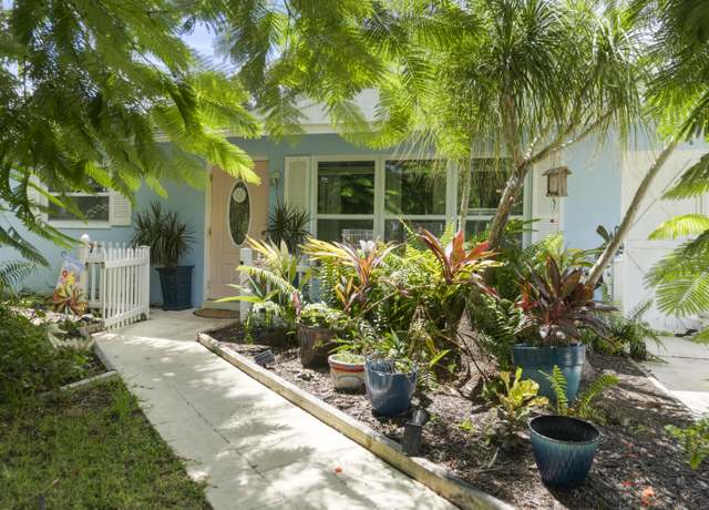 Property at 2545 1st Pl N, Vero Beach, FL 32962, 3 beds, 2 baths