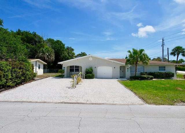 Property at 3307 NE Jeannette Dr NE Unit Main House, Jensen Beach, FL 34957, 3 baths