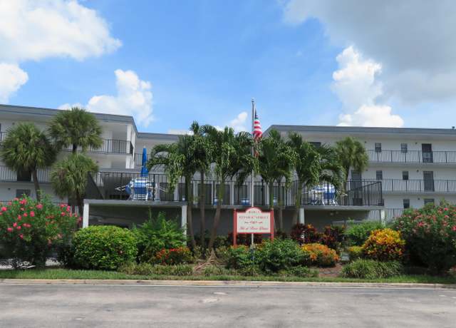 Property at 9233 SW 8th St #207, Boca Raton, FL 33428, 2 beds, 2 baths