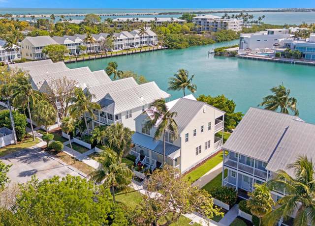 Property at 7051 Harbor Village Dr, Duck Key, FL 33050, 2 beds, 1.5 baths