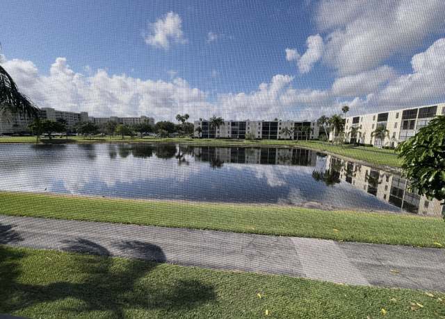 Property at 7340 Amberly Ln #205, Delray Beach, FL 33446, 2 beds, 2 baths