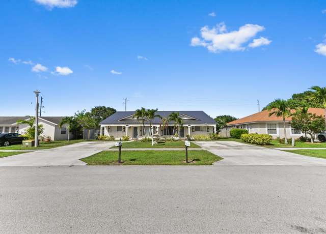 Property at 1320 Riverside Cir, Wellington, FL 33414, 6 beds, 4 baths