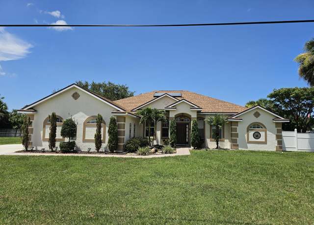 Property at 1637 SW La Gorce Ave, Port Saint Lucie, FL 34953, 4 beds, 3 baths