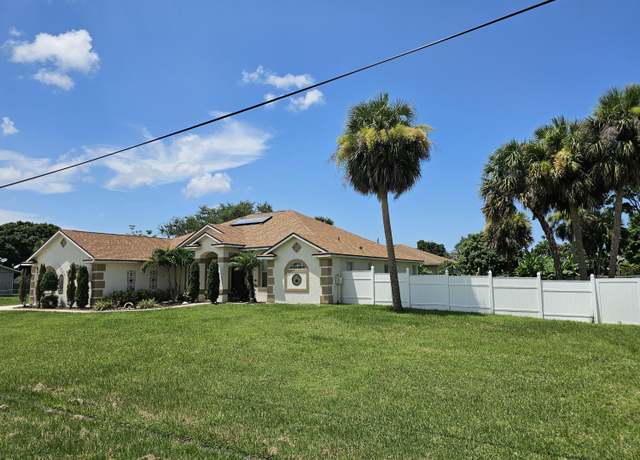 Property at 1637 SW La Gorce Ave, Port Saint Lucie, FL 34953, 4 beds, 3 baths