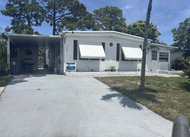 Property at 6364 Birch Ln, Lantana, FL 33462, 2 beds, 2 baths