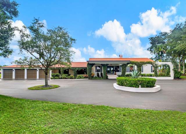 Property at 9999 NE 120th St, Okeechobee, FL 34972, 4 beds, 3.5 baths