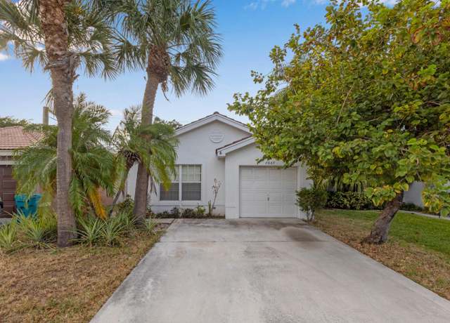 Property at 7067 Chesapeake Cir, Boynton Beach, FL 33436, 3 beds, 2 baths