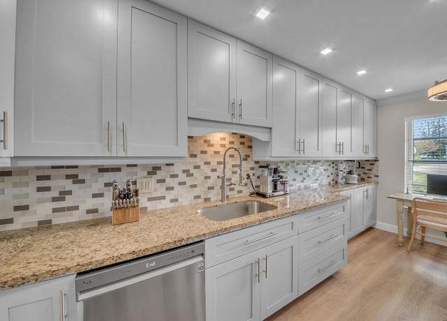 Property at 1140 Mahogany Way #103, Delray Beach, FL 33445, 2 beds, 2 baths