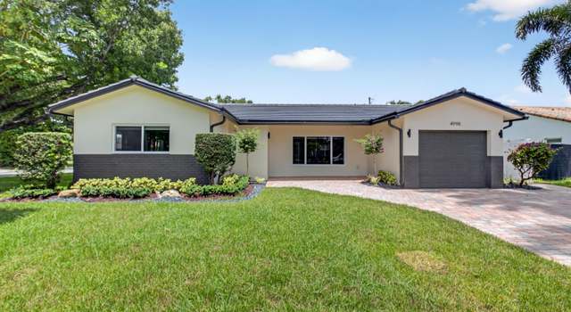 Photo of 4998 NW 4th Ave, Boca Raton, FL 33431