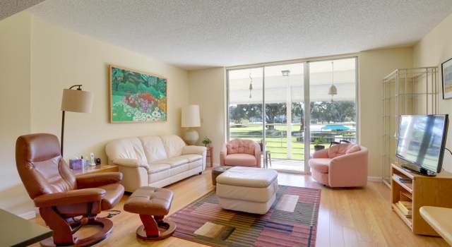 Photo of 3286 Arcara Way #202, Lake Worth, FL 33467