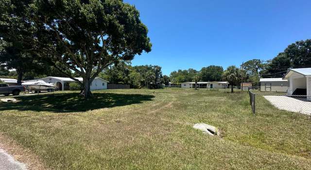 Photo of 7804 Hibiscus Rd, Fort Pierce, FL 34951