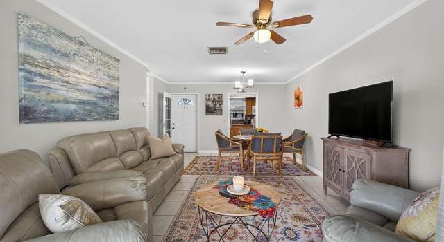 Photo of 2611 W Barkley Dr W Unit C, West Palm Beach, FL 33415
