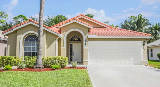 Photo of 217 Preserve Ct, Royal Palm Beach, FL 33411
