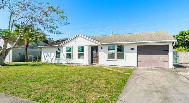 Photo of 1056 Grandview Cir, Royal Palm Beach, FL 33411