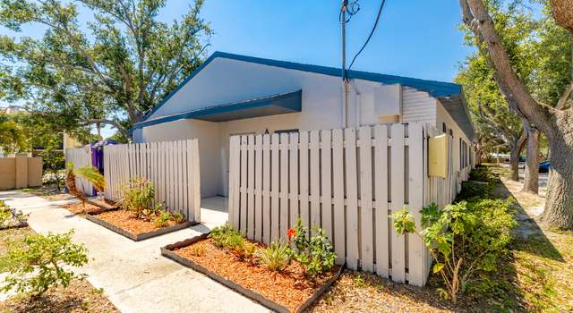 Photo of 2015 Oleander Blvd Unit A, Fort Pierce, FL 34950
