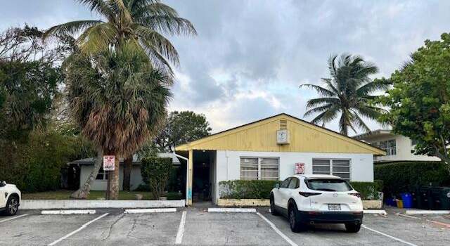 Photo of 110 Cascade Ln #1, Palm Beach Shores, FL 33404