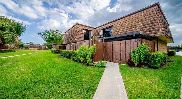 Photo of 2022 20th Ln, Greenacres, FL 33463